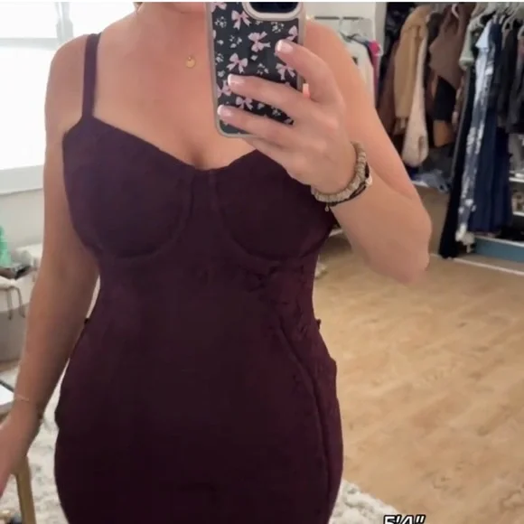 TA3 Burgundy Lace Dress - Picture 2 of 9